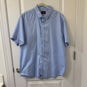 UNTUCKit Sky Blue Men's Button Down Shirt
